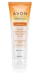 AVON True NutraEffects Radiance Nawilżająco-koloryzujący krem na dzień SPF20 50ml